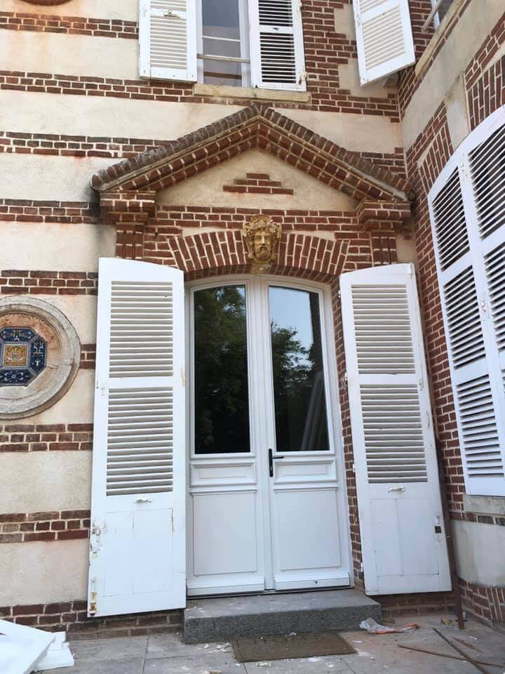 Porte-bois-sur-mesure.jpg